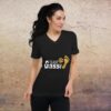 Team Gassi – mit Pfote, Fußabdruck und deinen Namen - Unisex T-Shirt mit V-Ausschnitt, T-Shirts mit inspirierenden Sprüchen – Bild 9