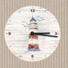 Personalisierte Maritime Wanduhr aus Glas mit Leuchtturm-Motiv
